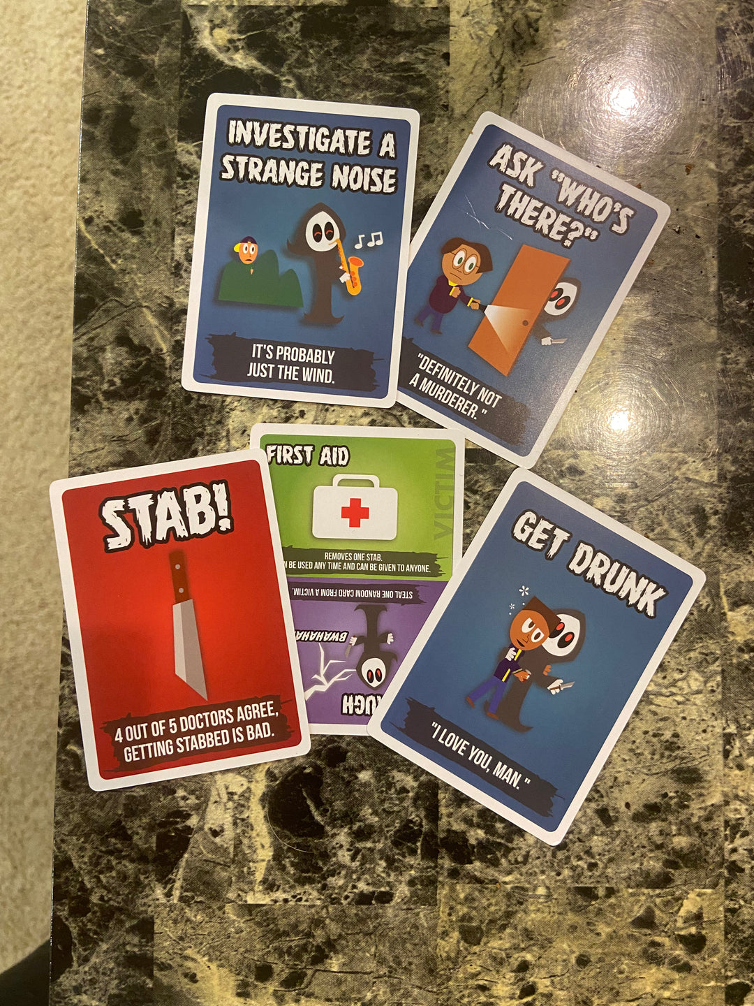 DON'T GET STABBED! Party Card Game